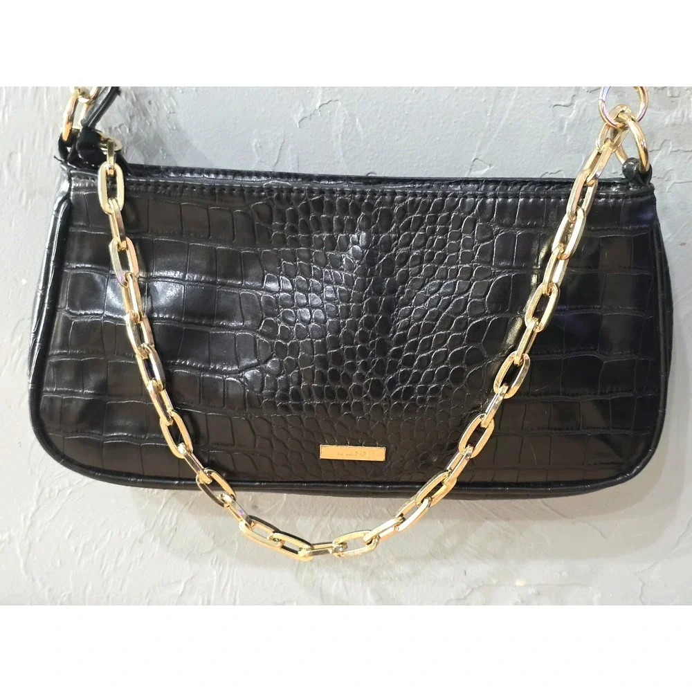 Elegant Aldo Shiny Black Mock Croc Shoulder Bag With Gold Chain Strap Date Night
